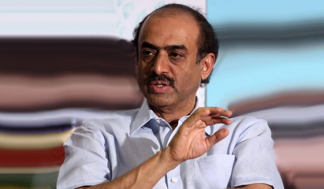 Star Producer Suresh Babu Planning to release his films on OTT Suresh Babu : సురేష్ బాబు సినిమాలన్నీ ఓటీటీలోనే!