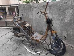 Electric bike | इलेक्ट्रिक दुचाकी वापरताना सावधान! नाशिकमध्ये इलेक्ट्रिक बाईकचा भयंकर स्फोट