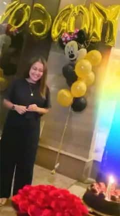 Neha Kakkar on Instagram: ইনস্টাগ্রামে ৬০ মিলিয়ন ফলোয়ার, রোহনপ্রীতের সঙ্গে কেক কেটে উদযাপন নেহার