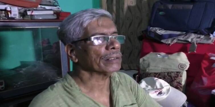 Retired teacher saves Rs 91,000 for grandson's tuition, 91 thousand rupees fraud in the name of KYC update নাতির পড়ার খরচ জমিয়েছিলেন অবসরপ্রাপ্ত শিক্ষক, কেওয়াইসি আপডেটের নামে উধাও ৯১ হাজার টাকা