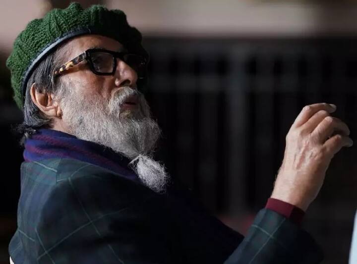 चेहरे : अमिताभ बच्चन की बहुप्रतीक्षित फिल्म चेहरे की रिलीज भी कोरोना के चलते दो बार टाली जा चुकी है. यह फिल्म जुलाई 2020 में ही रिलीज होने वाली थी. हालांकि, कोरोना के चलते ऐसा संभव नहीं हो सका जिसके बाद फिल्म के मेकर्स ने एक बार फिर 9 अप्रैल 2021 को फिल्म को रिलीज करना चाहा लेकिन तब तक देश में दूसरी लहर आ चुकी थी. चेहरे की रिलीज को फिलहाल टाल दिया गया है.
