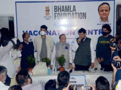 मुंबई में जरुरतमंद लोगों के लिए वैक्सीनेशन कैंप का आयोजन, अभिनेता अर्जुन कपूर ने भी किया समर्थन