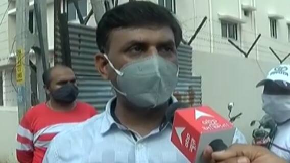 Rajkot: મનપાએ વોર્ડ નંબર 13માં 80 જેટલા કાચા મકાનોનું શરૂ કર્યું ડિમોલેશન,જુઓ વીડિયો