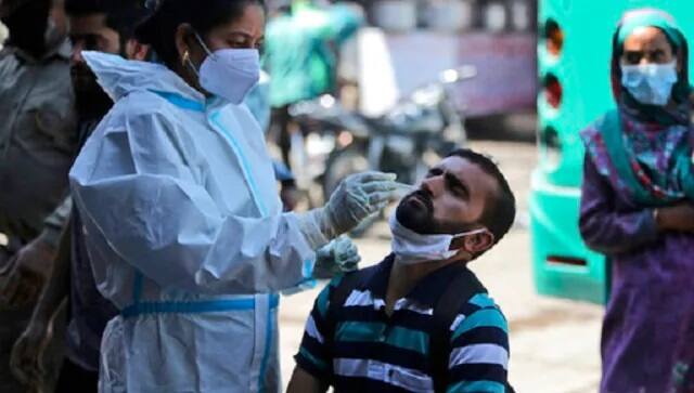 এই পরিস্থিতিতে কোভিড বিধি যথাযথভাবে মেনে চলার ব্যাপারে জোর দেওয়ার জন্য আবেদন জানানো হয়েছে চিকিত্সক সংগঠনের তরফে।