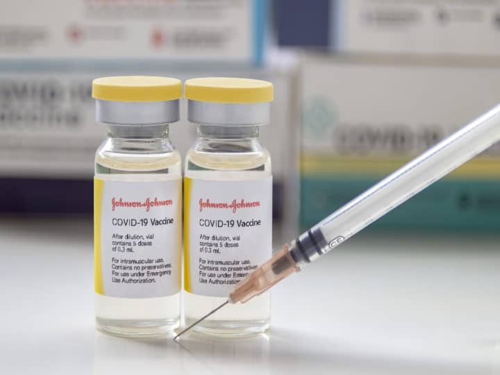 Johnson & Johnson applies for Emergency Use Authorization of its single-dose Corona vaccine जॉनसन एंड जॉनसन ने अपनी सिंगल-शॉट वैक्सीन के लिए इमरजेंसी इस्तेमाल की मांगी मंजूरी