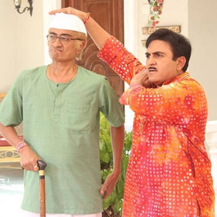 आपको जानकर हैरानी होगी कि असली जिंदगी में 'तारक मेहता का उल्टा चश्मा' के 'बापूजी' उर्फ अमित भट्ट 'जेठालाल' यानी दिलीप जोशी से छोटे हैं.