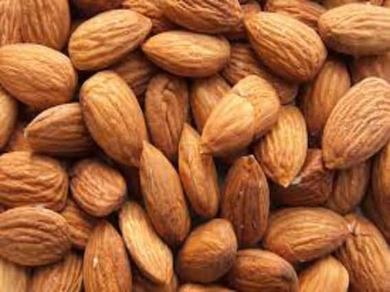 Almonds | நீரிழிவா? நோயெதிர்ப்பா? உடல் ஆரோக்கியத்துக்கு கேரண்டி தரும் பாதாம் பருப்பு! Almonds | நீரிழிவா? நோயெதிர்ப்பா? உடல் ஆரோக்கியத்துக்கு கேரண்டி தரும் பாதாம் பருப்பு!