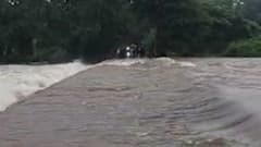 Maharashtra Rain | राज्यात अनेक ठिकाणी मुसळधार पाऊस, सिंधुदुर्गात 27 गावांचा संपर्क तुटला