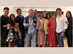 Salman Khan से लेकर Shraddha Kapoor तक, पेरेंट्स के साथ रहते हैं ये स्टार्स, फैमिली से नहीं रह सकते दूर