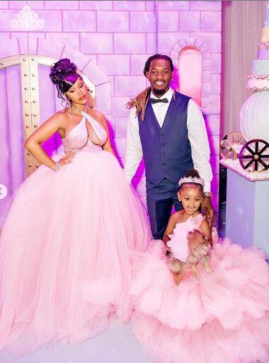 Cardi and little Kulture were both wearing matching bubblegum pink ball gowns that were perfectly in tune with the theme of the evening. [pic credit: Instagram/Cardi B]