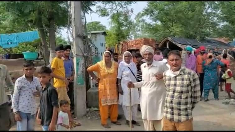 Conflict during wedding ceremony at gurdaspur, young man stabbed to death, another seriously injured ਵਿਆਹ ਸਮਾਗਮ ਦੌਰਾਨ ਹੋਈ ਤਕਰਾਰ, ਨੌਜਵਾਨ ਦਾ ਕਿਰਚਾਂ ਮਾਰ ਕੇ ਕਤਲ, ਇੱਕ ਹੋਰ ਗੰਭੀਰ ਜ਼ਖ਼ਮੀ