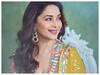 Madhuri Dixit के वॉर्डरोब में दिखे 5 स्टेटमेंट मेकिंग साड़ी और लहंगा, आप भी देखिए
