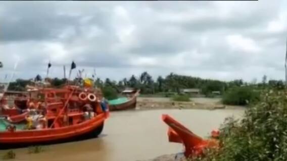 Trawler Capsized: বকখালির কাছে বঙ্গোপসাগরে উল্টে গেল ট্রলার, নিখোঁজ ১০ মৎস্যজীবী