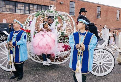 Kulture arrived to her party in a horse-drawn carriage decorated with flowers, before being carried by her father. [pic credit: Instagram/Cardi B]
