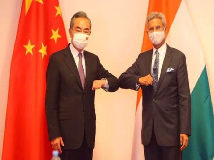 India China updates Chinese foreign minister Wang Yi likely to visit India in this month India China : तणाव निवळतोय! चीनचे परराष्ट्र मंत्री भारत दौऱ्यावर येणार?