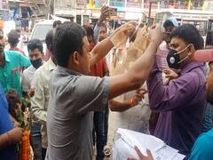 घूसखोर CO की जनता ने की फजीहत, तबादले से पहले पहनाई नोटों की माला, कहा- पैसों से बहुत प्यार है इनको