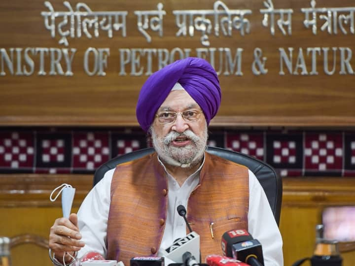 Petrol diesel price Hike: Petroleum Minister Hardeep Singh Puri on Oil prices पेट्रोल-डीजल की कीमतों में बढ़ोतरी की आशंका के बीच पेट्रोलियम मंत्री हरदीप पुरी का बड़ा बयान, जानें क्या कहा?