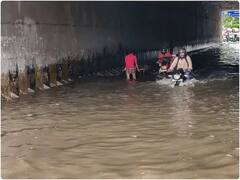 বর্ষার শুরুতেই ভোগান্তি রাজধানীতে, রাস্তায় জমেছে জল, থমকে যান চলাচল