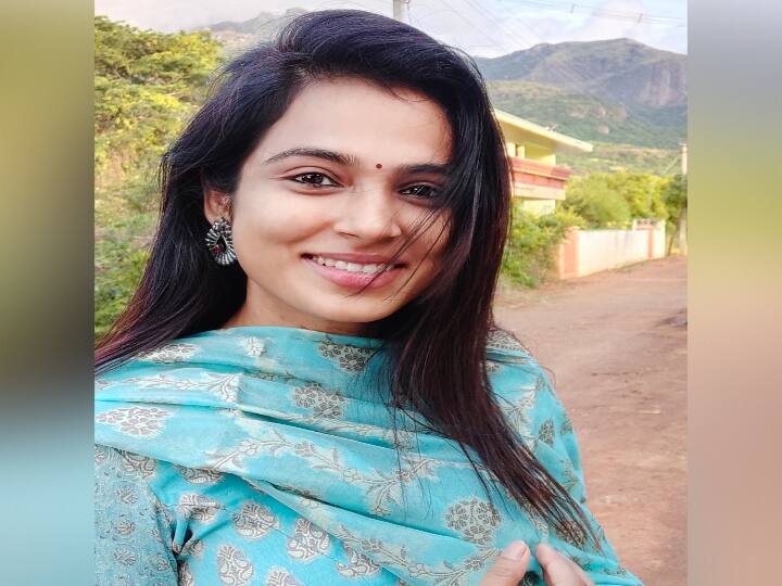 ஒசக்கா சேத்த ஒசக்கா பாவி இதயத்த காத்தாடி ஆக்கிபுட்டா