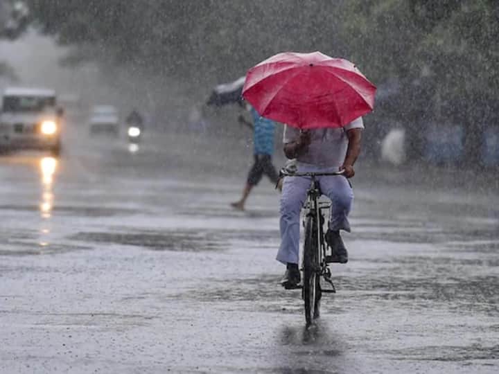 After a delay of five days the monsoon finally reached the entire country Monsoon India Update: पांच दिनों की देरी के बाद पूरे देश में पहुंचा मॉनसून, गोवा, महाराष्ट्र समेत इन राज्यों के लिए है रेड अलर्ट