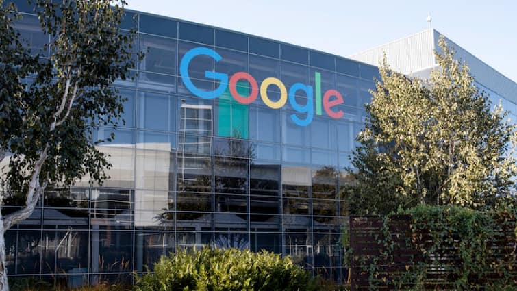 Google employees who work from home could lose money, know in details Google employees WFH: ওয়ার্ক ফ্রম হোমের সুযোগ চাইলে বেতন কাটা যেতে পারে গুগল কর্মীদের