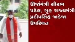 ગાંધીનગર: સ્વર્ણિમ સંકુલ-1માં વરિષ્ઠ નેતાઓની બેઠક, 1માં ભૂપેન્દ્રસિંહ ચુડાસમા અને આર.સી.ફળદુ હાજર