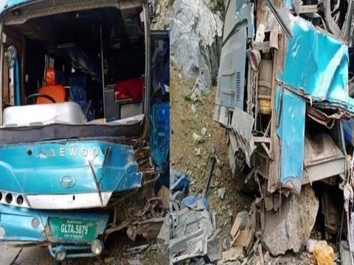 Pakistan, 13 killed including 9 Chinese laborers in bus blast, investigation into the accident continues Pakistan Bus Blast: पाकिस्तान के पेशावर में बस धमाका, नौ चीनी मजदूरों समेत 13 की मौत