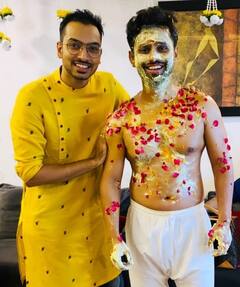 Rahul Vaidya Marriage:  मेहंदी के बाद अब सामने आई हल्दी सेरेमनी की तस्वीरें, हल्दी और गुलाब से सराबोर दिखे Rahul Vaidya और Disha parmar