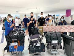 Tokyo Olympics 2020: टोक्यो पहुंची भारतीय नौकायन टीम को एयरपोर्ट पर करना पड़ा आठ घंटे इंतजार, ये रहा कारण