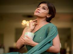 Singer Swagatha S Krishnan pics : சந்தித்தோமே கனாக்களில் சில முறையா பல முறையா - ஸ்வாகதா கிருஷ்ணன் போட்டோஷூட்