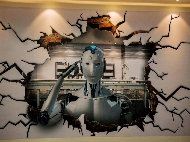 Robotics Gallery is an interactive gallery that showcases the pioneers of robotics technology and will provide a platform for visitors to explore the ever-evolving field of robotics.