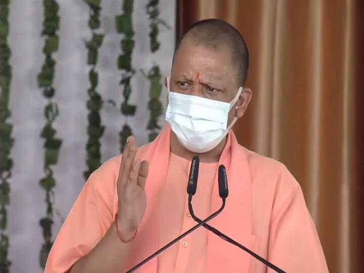 Under PM Modi's governance, Kashi has made a new identity in country- Yogi Adityanath CM योगी बोले- प्रधानमंत्री की प्रेरणा से नई ऊंचाई छू रही है काशी, कोरोना काल में भी चिंता की