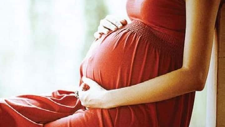 Pregnant women are more at risk of getting infected with corona virus says ICMR study ICMR Study: गर्भवती महिलाओं का कोरोना वायरस से संक्रमित होने का जोखिम अधिक: आईसीएमआर