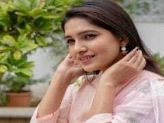 Actress vani bhojan pics  : ஆரோமலே பேபி அவ பியூட்டி தனி கிளாஸ்சுதான் - வாணி போஜன் போட்டோஷூட்