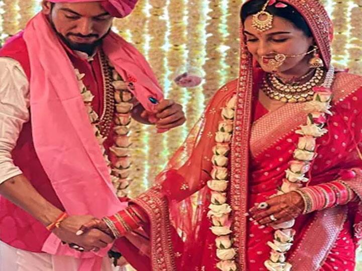 Shiny Doshi और Lavesh Khairajani ने की शादी, मंडप में करवाई रोमांटिक फोटोशूट