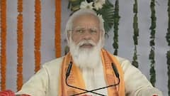 PM Modi का Yogi की तारीफ करना 2022 की रणनीति की तरफ इशारा ! | Baat To Chubegi | Rohit Saval