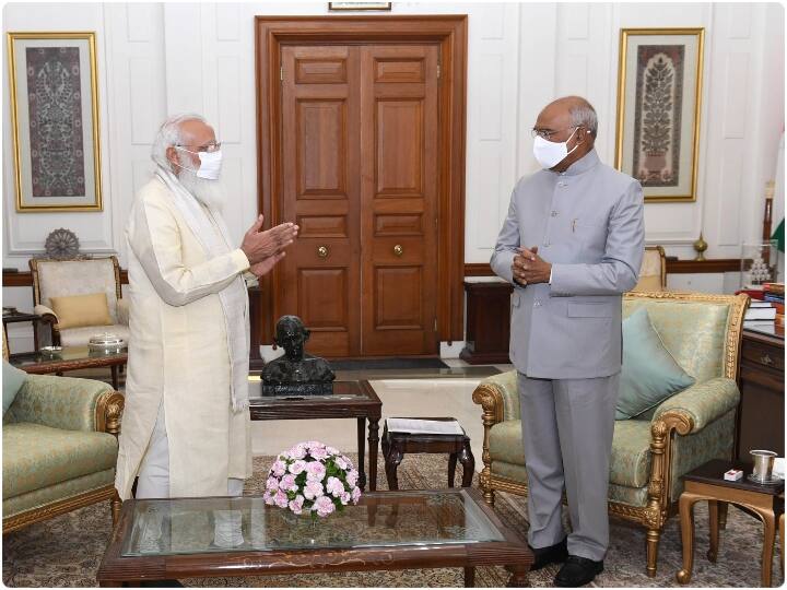 वाराणसी से लौटने के बाद प्रधानमंत्री मोदी ने की राष्ट्रपति रामनाथ कोविंद से मुलाकात