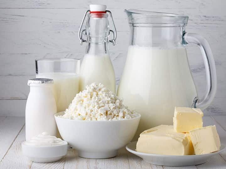 If You Are Fond Of Using Products From Milk These Diseases Will Become Headache Know | अगर दूध से बनी चीजों खाने के हैं शौकीन तो हो जाएं सावधान, ये बीमारियां आपके