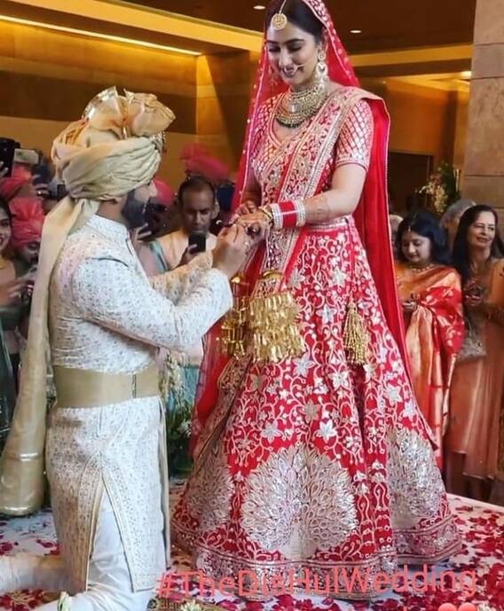 Rahul Disha Wedding Photos: दुल्हनिया दिशा को देखते ही राहुल वैद्य ने लगा लिया गले, यहां देखिए शादी वाले रोमांस की तस्वीरें
