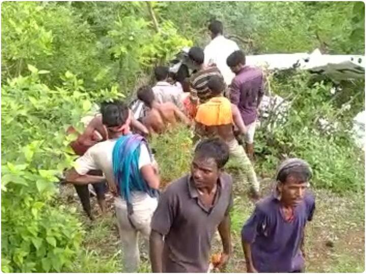 महाराष्ट्र के जलगांव में हेलीकॉप्टर दुर्घटनाग्रस्त, एक की हुई मौत