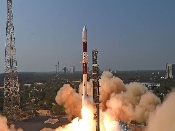 India's GISAT-1 Earth Observational Satellite Likely To Be Launched In August, says ISRO Chief India's GISAT-1 Launch Update: ਭਾਰਤ ਦਾ GISAT-1 ਧਰਤੀ ਆਬਜ਼ਰਵੇਸ਼ਨਲ ਉਪਗ੍ਰਹਿ ਅਗਸਤ ਵਿੱਚ ਲਾਂਚ ਕੀਤੇ ਜਾਣ ਦੀ ਸੰਭਾਵਨਾ: ਇਸਰੋ ਚੀਫ