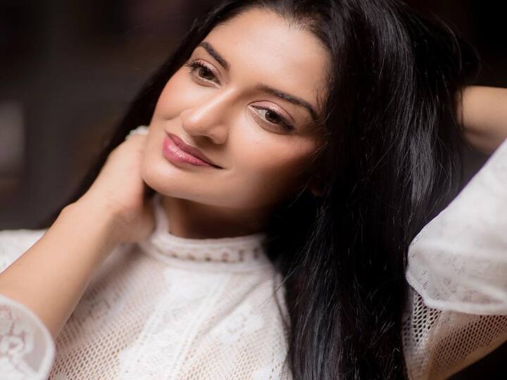 விமலா ராமன்,  நடிகை மற்றும் முன்னாள் மாடல் ஆவார்