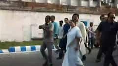West Bengal: टीएमसी ने चुनाव आयोग से की जल्द उपचुनाव करवाने की मांग