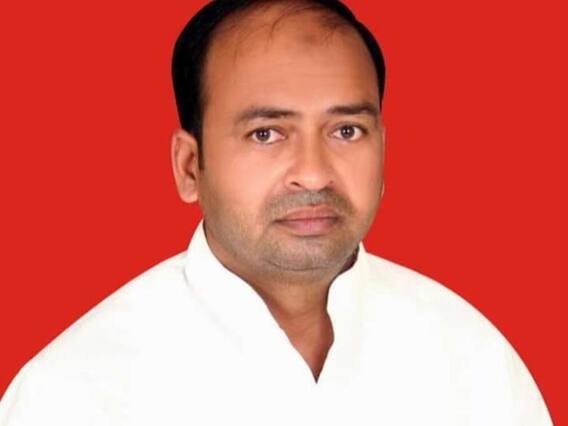 सुल्तानपुर में सपा नेता की पिटाई के मामले में बुरे फंसे पूर्व सांसद, पुलिस ने दर्ज किया केस सुल्तानपुर में सपा नेता की पिटाई के मामले में बुरे फंसे पूर्व सांसद, पुलिस ने दर्ज किया केस