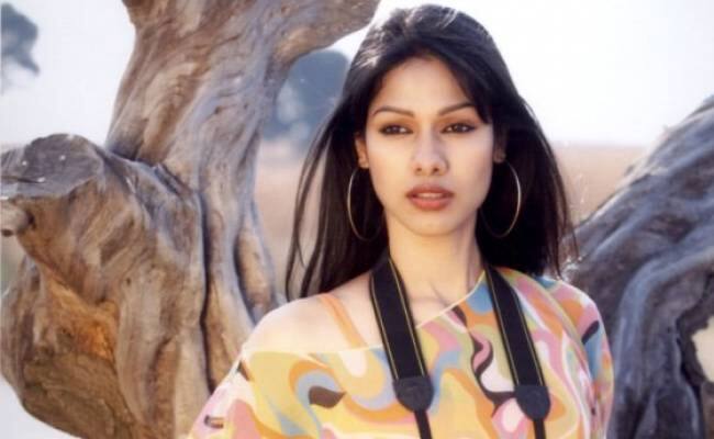 साल 2008 में खतरों के खिलाड़ी रियलिटी शो की शुरूआत हुई थी. और पहले सीज़न की विनर थीं नेत्रा रघुरामन, इस शो के होस्ट थे अक्षय कुमार. अब वो शादीशुदा हैं उन्होंने सिंगापुर के बिजनेसमैन कुणाल गुहा से शादी कर घर बसा लिया है. (फोटो – सोशल मीडिया)