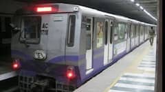 Kolkata Metro Resume: ৫০% যাত্রী নিয়ে 'আনলক' মেট্রো