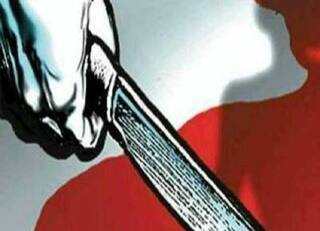 10ਵੀਂ ਦੇ ਵਿਦਿਆਰਥੀ ਨੇ ਗੰਡਾਸੇ ਨਾਲ ਕੀਤਾ ਨੌਜਵਾਨ 'ਤੇ ਹਮਲਾ, ਸੀਸੀਟੀਵੀ 'ਚ ਰਿਕਾਰਡ ਵਾਰਦਾਤ 