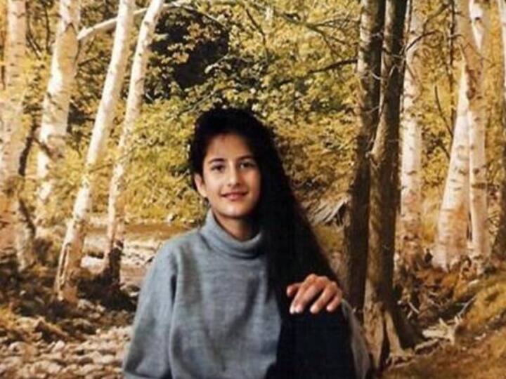 கத்ரீனா பாதி பிரிட்டிஷ் மற்றும் பாதி  இந்தியர். அவரது தந்தை முகமது கைஃப், காஷ்மீர் வம்சாவளியைச் சேர்ந்த பிரிட்டிஷ் தொழிலதிபர்.