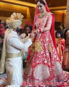 Rahul Disha Wedding Photos: દિશાને જોતા જ રાહુલ વૈધ ભેટી પડ્યો, જુઓ બંન્નેના લગ્નની તસવીરો