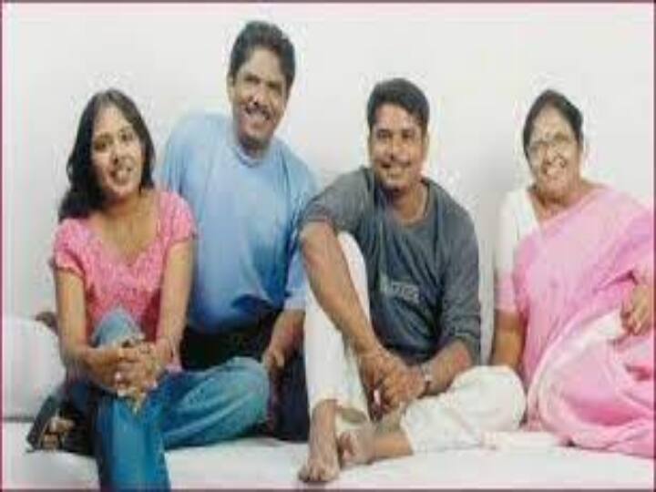 தனது குடும்பத்தினருடன் பாரதிராஜா